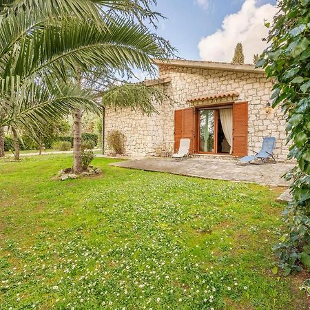 Amazing Home In Saturnia With Wifi Экстерьер фото