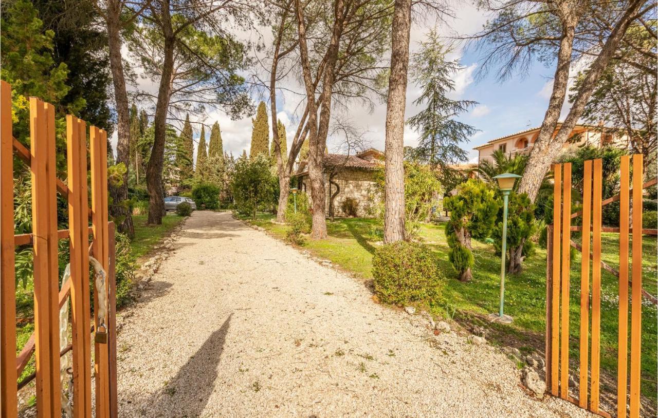 Amazing Home In Saturnia With Wifi Экстерьер фото