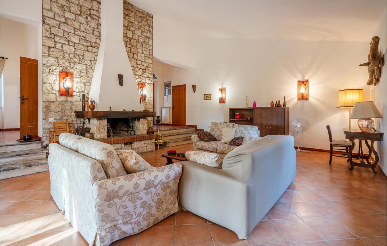 Amazing Home In Saturnia With Wifi Экстерьер фото