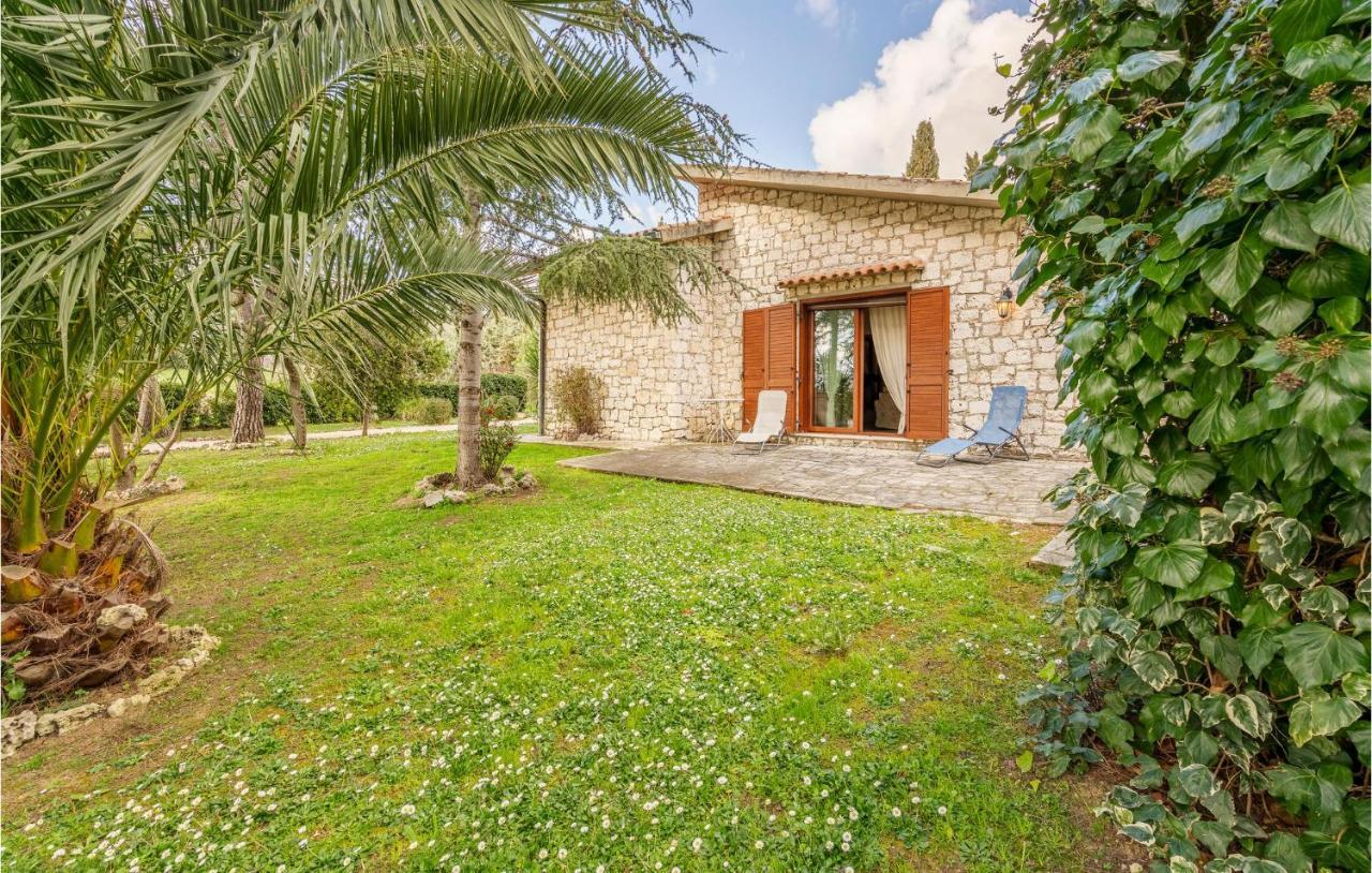 Amazing Home In Saturnia With Wifi Экстерьер фото