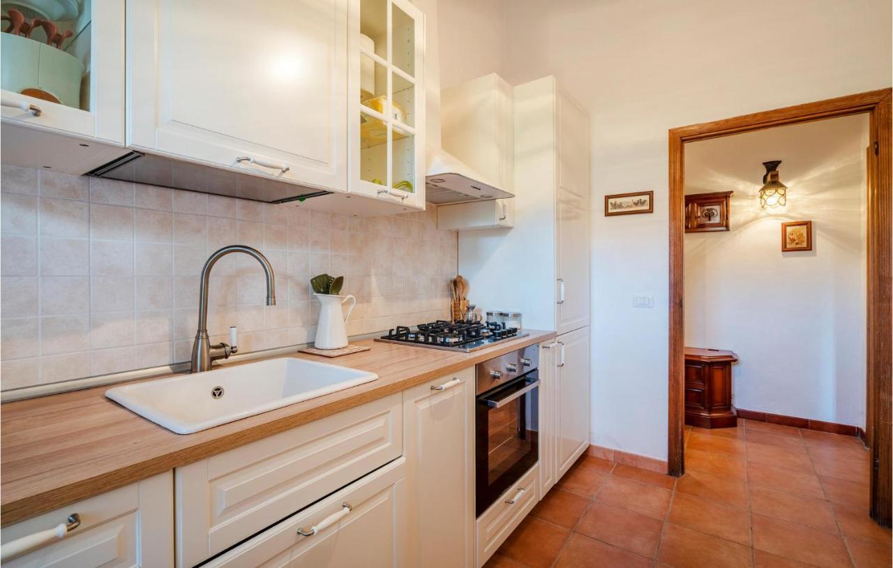 Amazing Home In Saturnia With Wifi Экстерьер фото